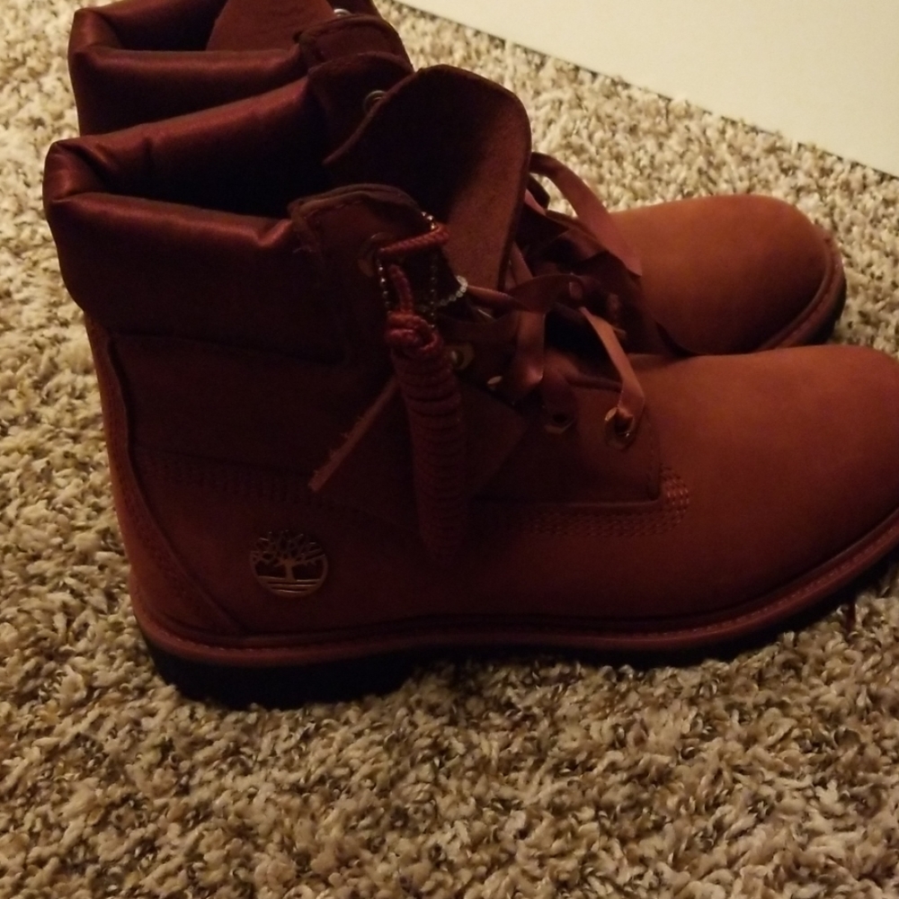 Women's boots